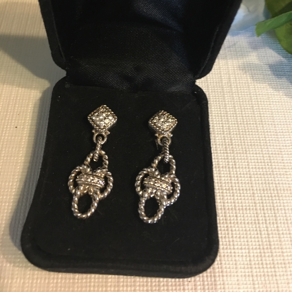 🎊☀️HOST PICK☀️🎊Judith Ripka Pierced Earrings!